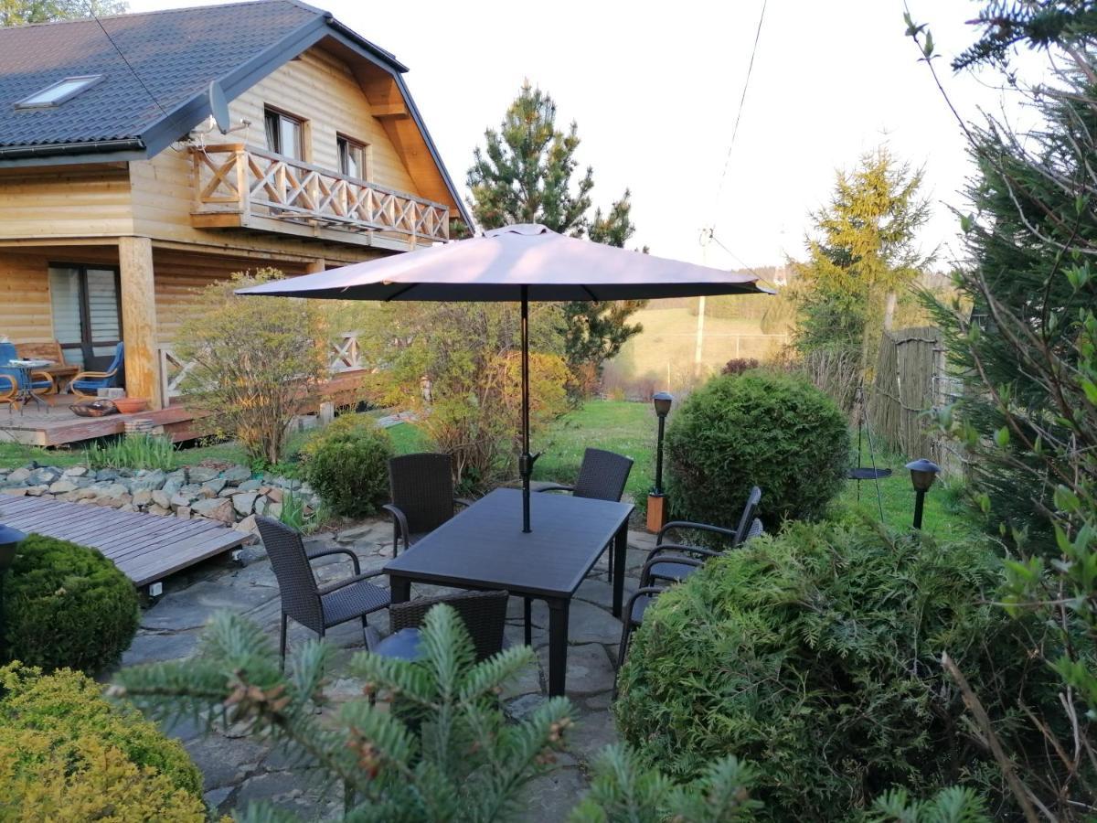 Apartamenty Pod Lipa Lutowiska Exterior foto