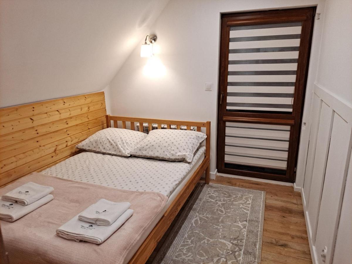 Apartamenty Pod Lipa Lutowiska Exterior foto